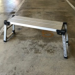アルミ製足場台