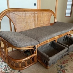 ソファーの画像