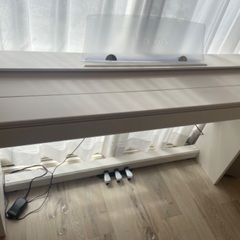 電子ピアノ　CASIO Privia ホワイト