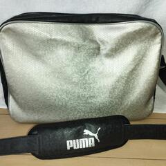 プーマのスポーツバッグシルバー&黒、中古の画像