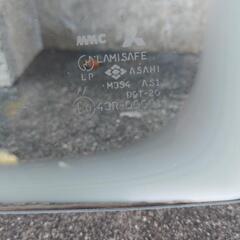 デリカスターワゴン　カーゴ　フロントガラスの画像