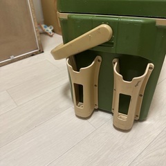 釣り　クーラーボックスの画像