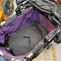 コンビ  コムペット 小型犬用キャリーバッグ キャリーカート 中古 ペットバギー ペット ミリミリ(milimili)の画像
