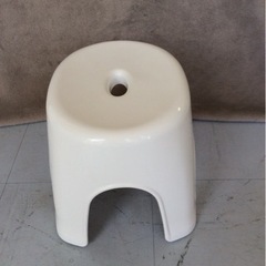 【値下げしました】風呂イス バス用品 ホワイト 　Emealの画像