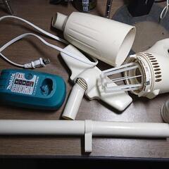 Makita CL070D 充電式クリーナー  本体・充電器　充...