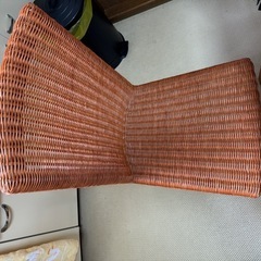 ダイニングテーブル　ラタン風チェア2脚セットの画像