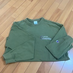 チャンピオン　トレーナー