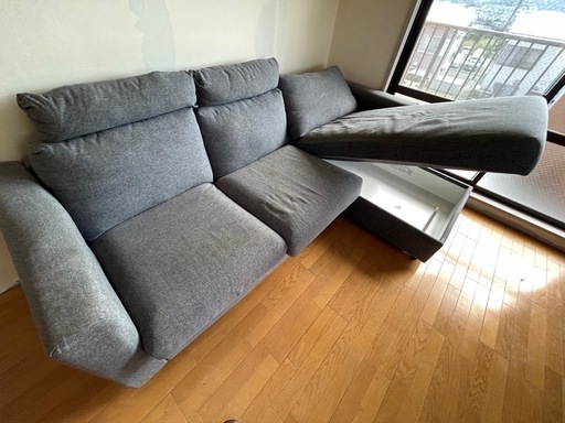 IKEAくつろぎソファ