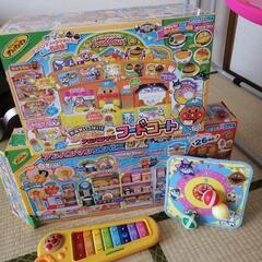 アンパンマンのオモチャの画像