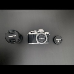 OLYMPUS OM-D E-M10 MarkII EZ レンズ...
