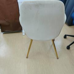 チェア☆ベージュ色、オシャレ家具、座り心地良い【浜村鹿野温泉ICから3分 買取本舗 宮本リサイクル 営業時間9～19時 定休日水曜のみ←連絡できませんm(_ _)m】の画像