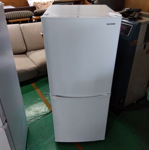 伊勢崎店【現状品】gi9-55 アイリスオーヤマ 2ドア冷蔵庫 IRSD-14A-W 2022年製 142L 動作確認済