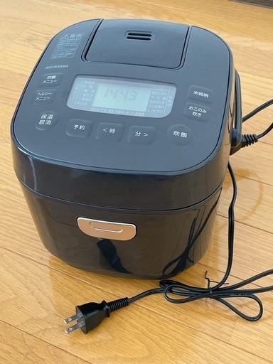 2023年製　炊飯器　3合