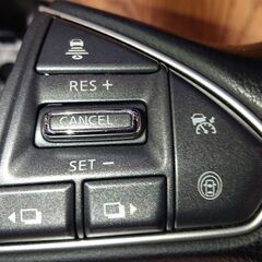 v37スカイラインハイブリド前期型用純正ステアリング（更に値下げしました！）の画像