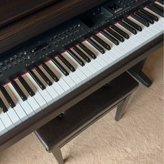 電子ピアノ　クラビノーバ　CVP85