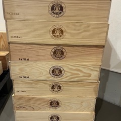 《売約済み》ワイン木箱フタ付き一つ200円〜