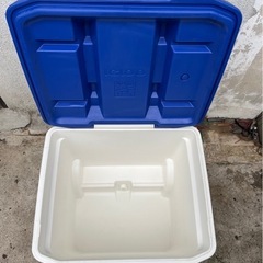 60Qt🇺🇸iglooイグルー取手付きホイールクーラーボックスマリンレジャー沖釣りキャンプビーチパーテｨー56L🍉プロフ必読の画像