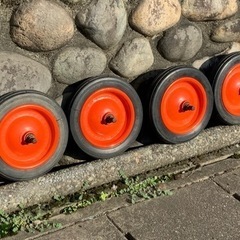 長期保管品　ノーパンク　一輪車用　ねこ車用　ノーパンクタイヤ　3...
