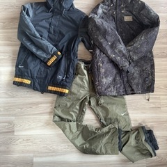 レア】NIKE スノボウエア