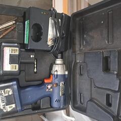 インパクトドライバー12V