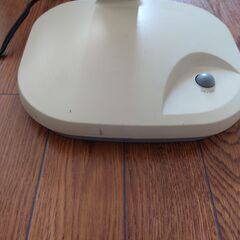 山善(YAMAZEN) 　蛍光灯卓上スタンド　 MSW-27の画像