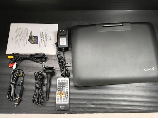14.1インチポータブルDVD＆マルチプレイヤー　arwin　アーウィン　APD-141F