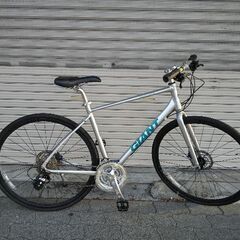 美品☆GIANT[ジャイアント]ESCAPE DISC(エスケープ ディスク)700c