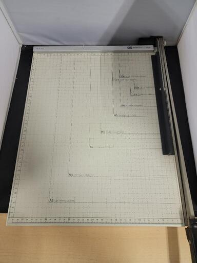 【最終値下げになります】A3 PAPER CUTTER