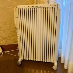 デロンギ　オイルヒーター