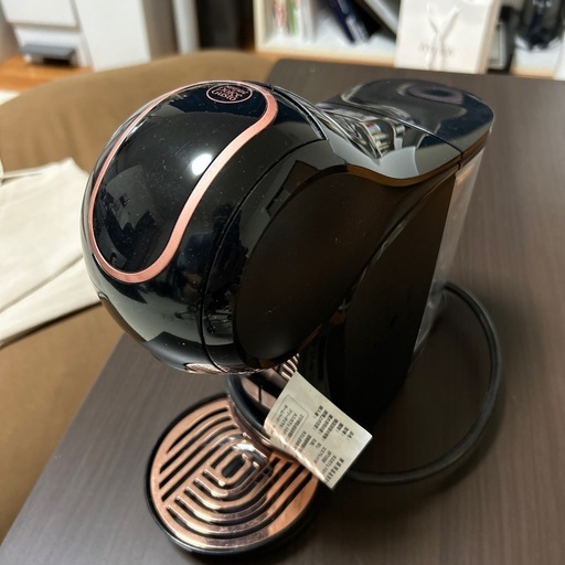 コーヒーメーカー　ネスカフェ　ドルチェ　グスト