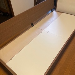 シングルベッドフレーム