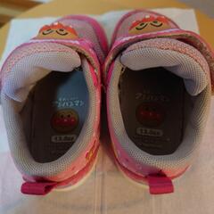 アンパンマンの靴の画像