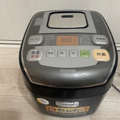 炊飯器の画像