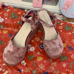 美品 　サンダル  可愛い  ベロア調  厚底 　の画像