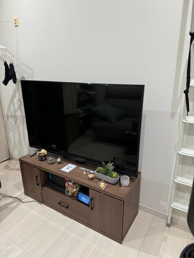 液晶テレビ