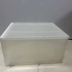 【無印良品】ポリプロピレンクローゼットケース（約幅44×奥行55cm）の画像