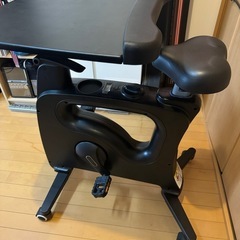 デスク付き　エアロバイク　黒　BKの画像