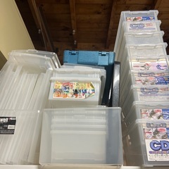 CD入れと庫　CD.漫画本ケース