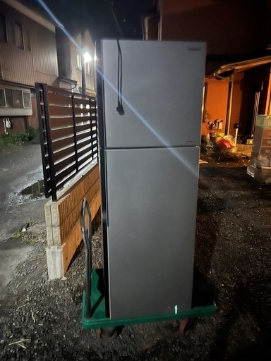 【八戸市内配送料無料】225L 冷蔵庫　HITACHI  R-23HA