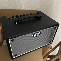 ベースアンプ ほぼ新品の画像