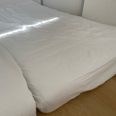 IKEA マットレス クイーンサイズ セミダブルサイズの画像