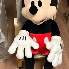 ディズニー　ディズニーストア　ミッキー　ぬいぐるみ　特大