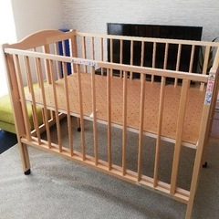 ベビーベッド組み立て要らず！ワンタッチハイベッドH-1