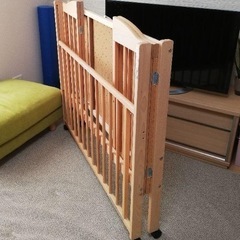 ベビーベッド組み立て要らず！ワンタッチハイベッドH-1の画像