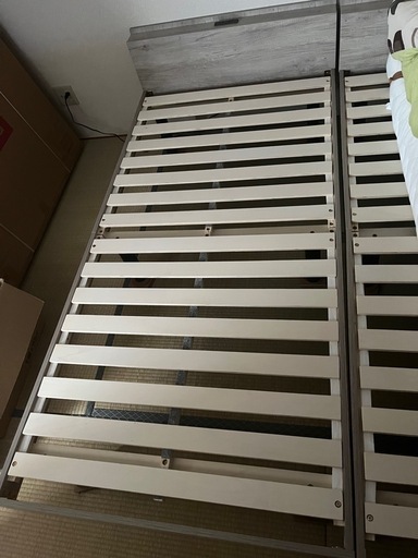 ベッドフレーム（シングル）