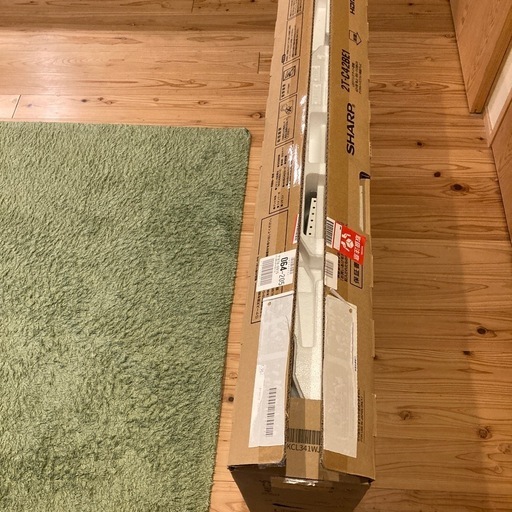 42V型テレビ　景品で頂きましたが、不用なのでお売りします！