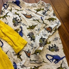 子ども服　130 長袖
の画像