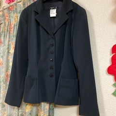 アニエスベーの黒のジャケット