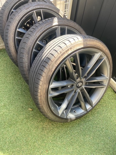 200系ハイエース20インチアルミホイールタイヤ付き 姫路