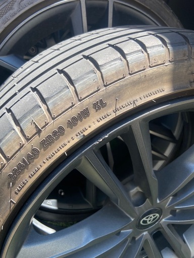 200系ハイエース20インチアルミホイールタイヤ付き 姫路